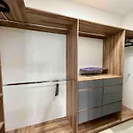 Amplia Casa De 5 Habitaciones, Estilo, Confort Y Diseno Unico Garantizados