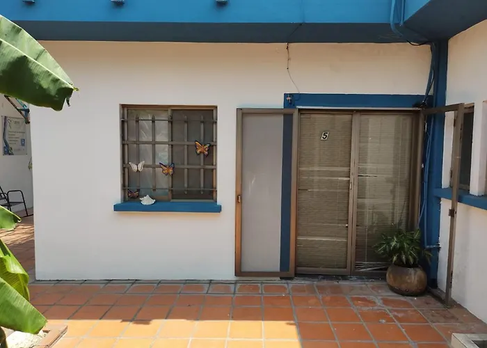 ANTIQUE Barrio Antiguo
