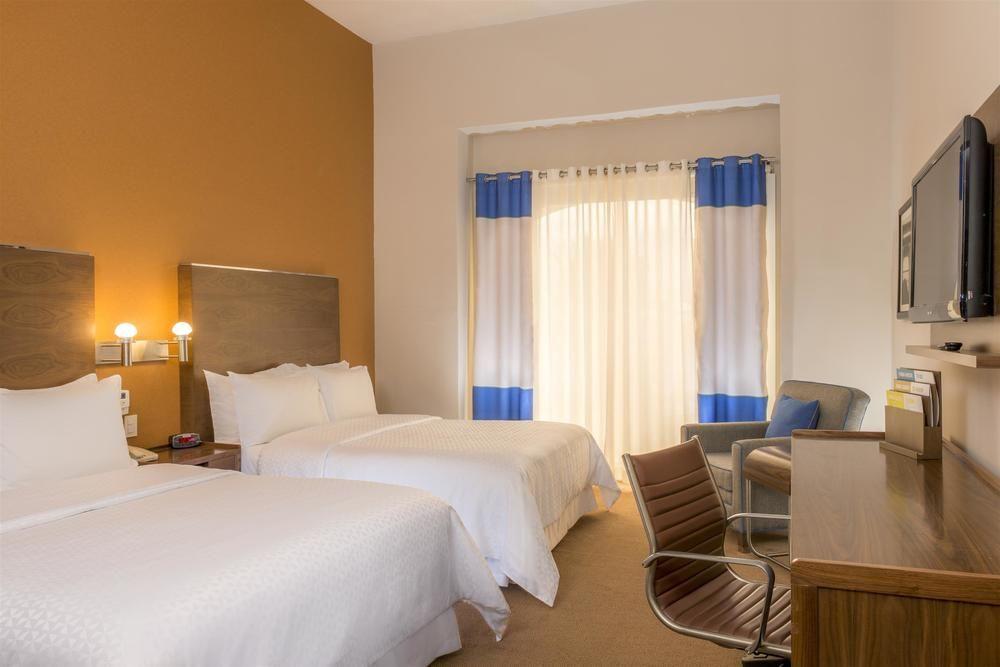 Hotel Four Points By Sheraton Galerias