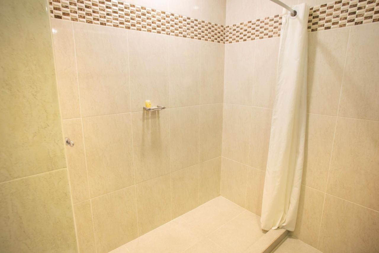 Hotel Plaza Calzada 3*