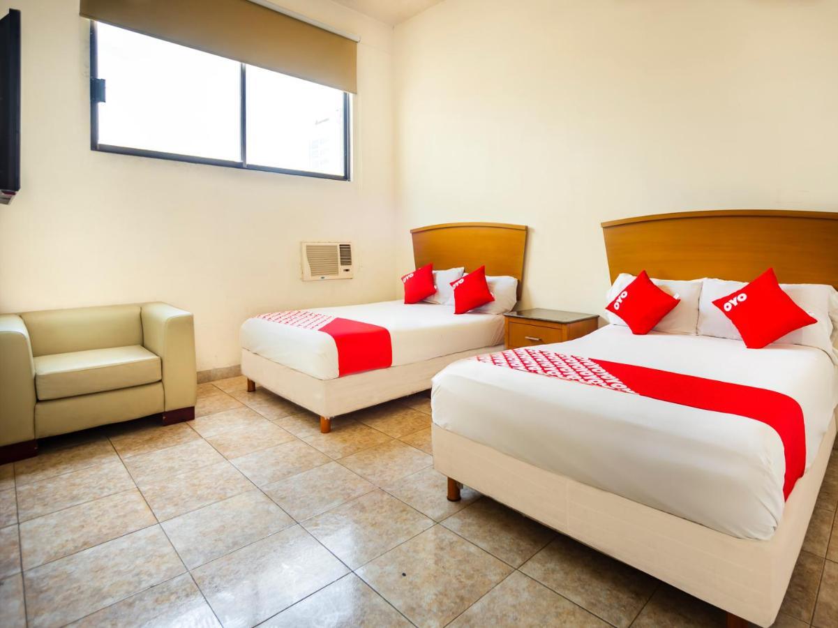 Hotel Oyo Dubai Monterrey