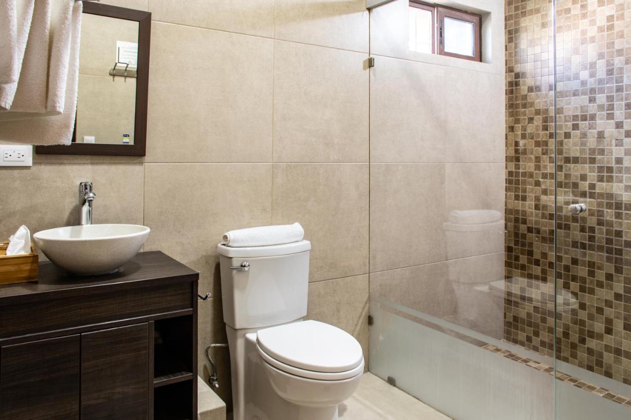 Antigua - Santa Lucia Mty Hotel