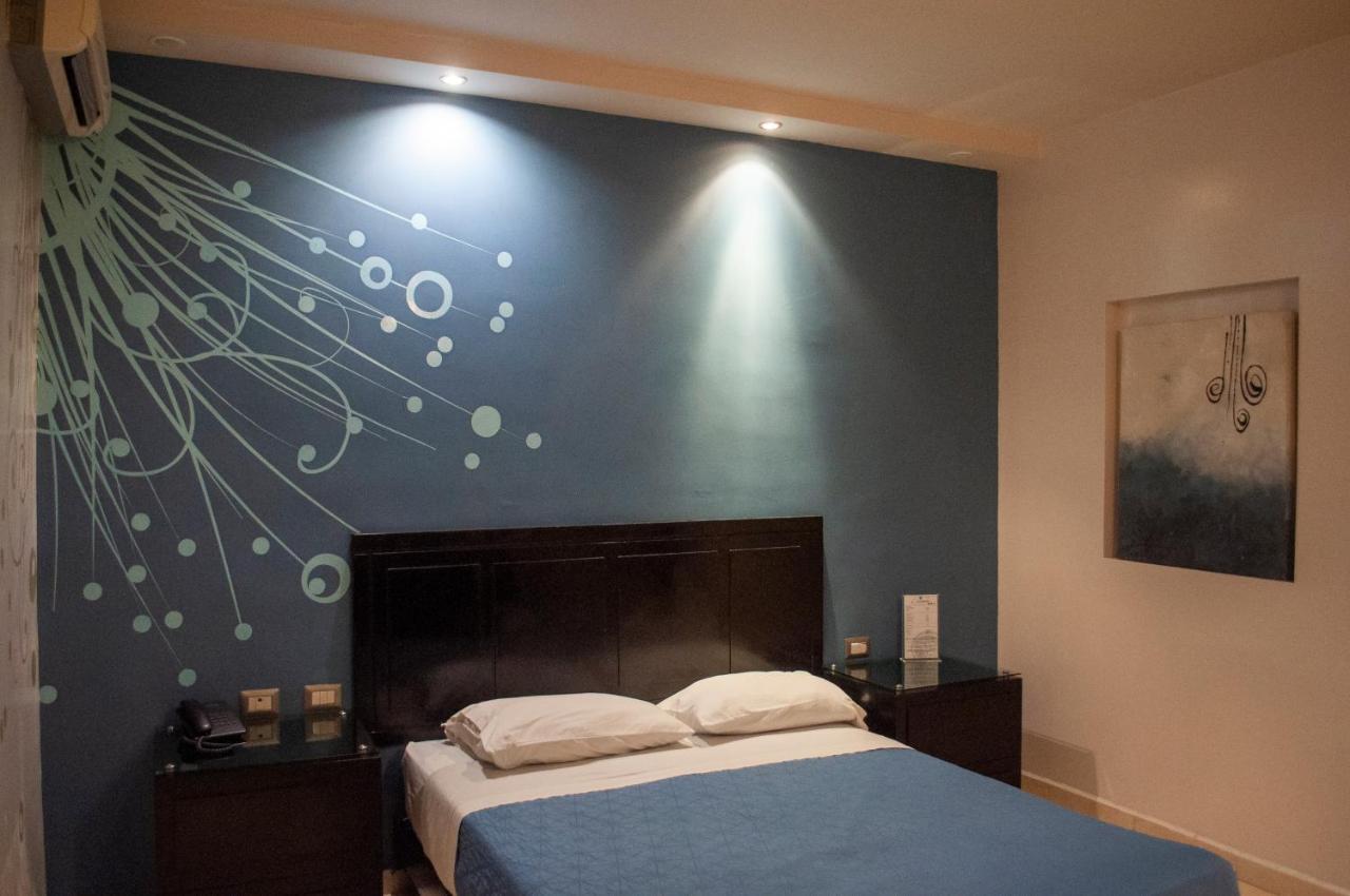 Hotel Cascada 3*