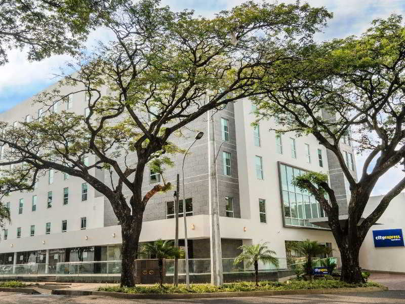 Express By Marriott Nuevo Sur Hotel 4*