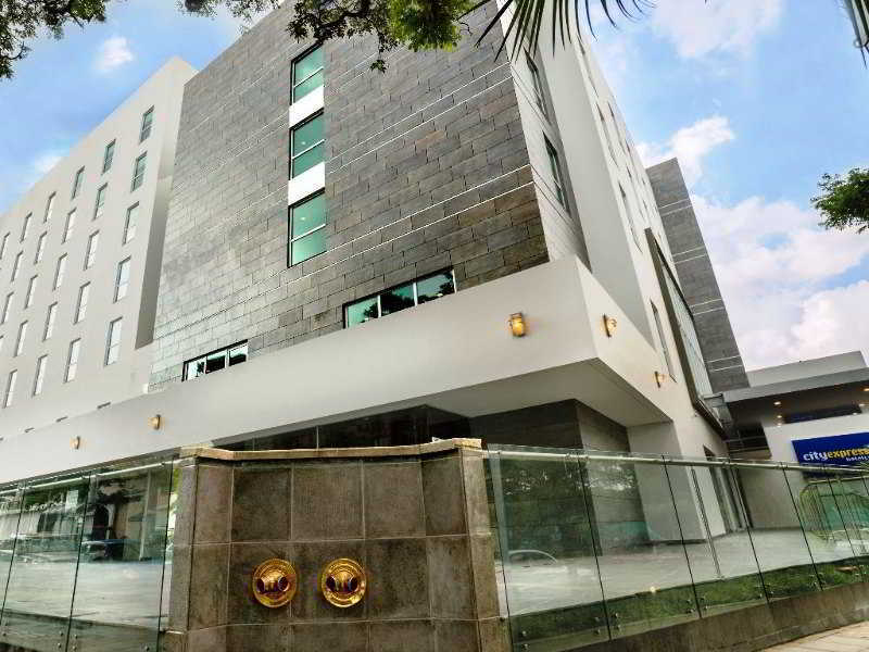 Express By Marriott Nuevo Sur Hotel 4*