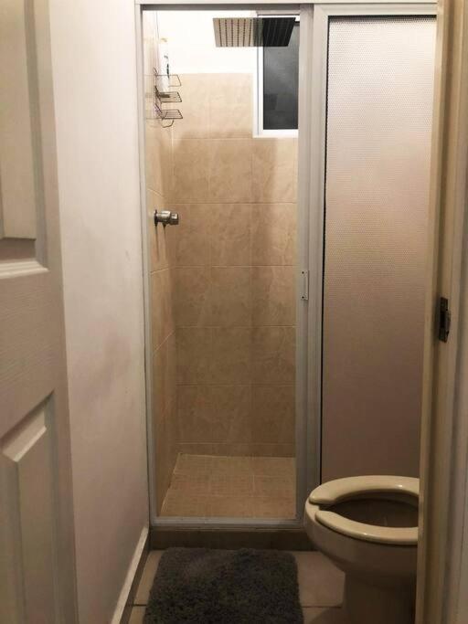 Comfortable And Private House 2 Bedrooms Wifi Parking Free
