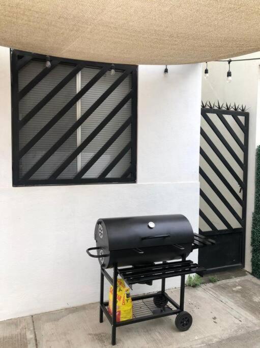 Comfortable And Private House 2 Bedrooms Wifi Parking Free *