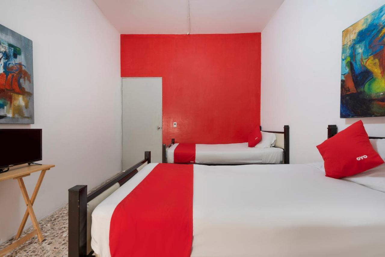 Hotel Adhoc Sf Monterrey