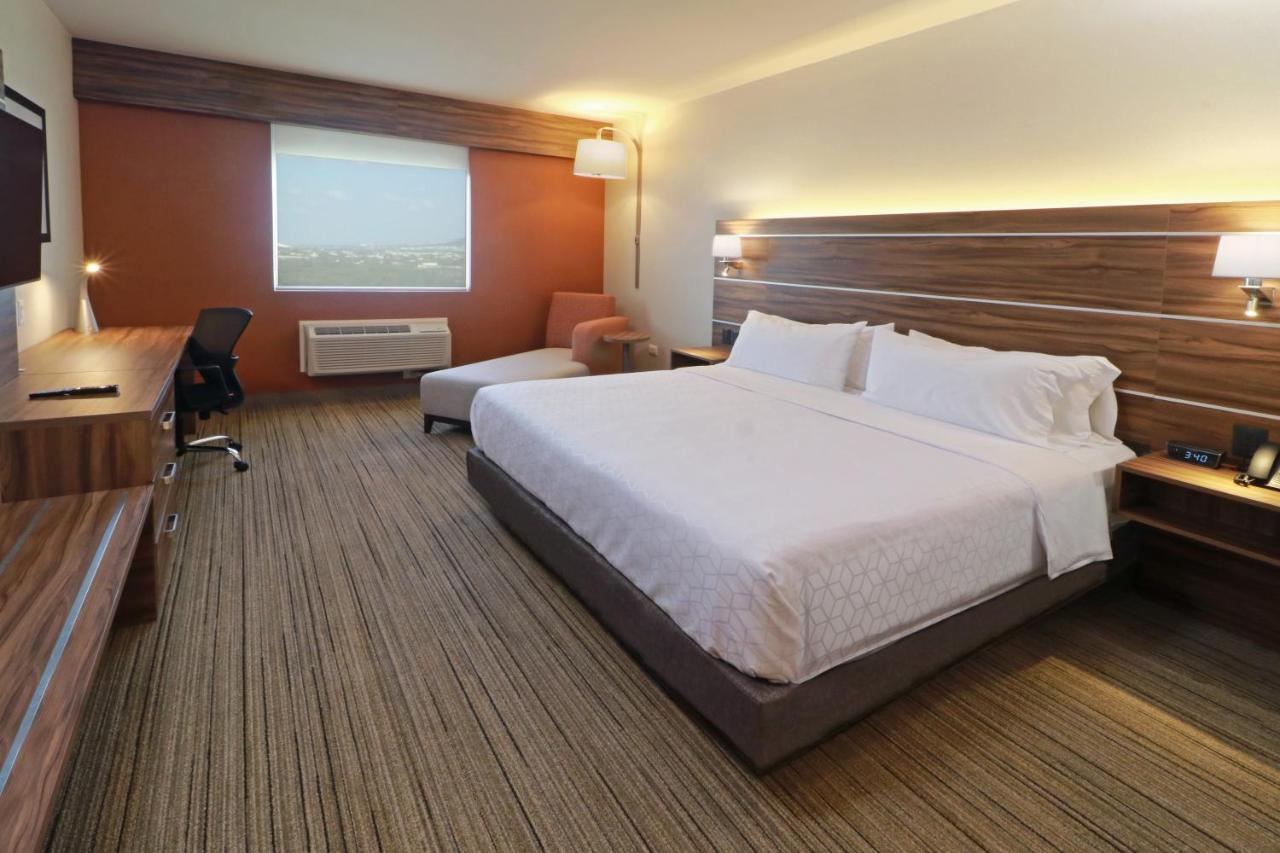 Hotel Express - - Fundidora By Ihg