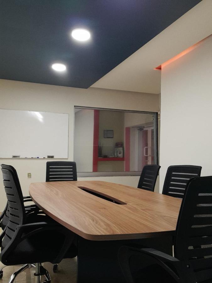 Hostal Special Hoestel In Monterrey! *