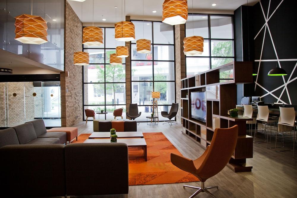 Hotel Express By Marriott Nuevo Sur 4*