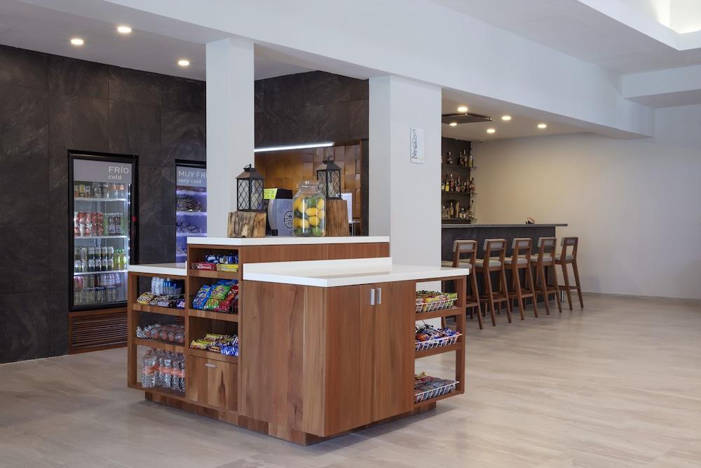 Hotel Krystal Urban San Jeronimo Monterrey
