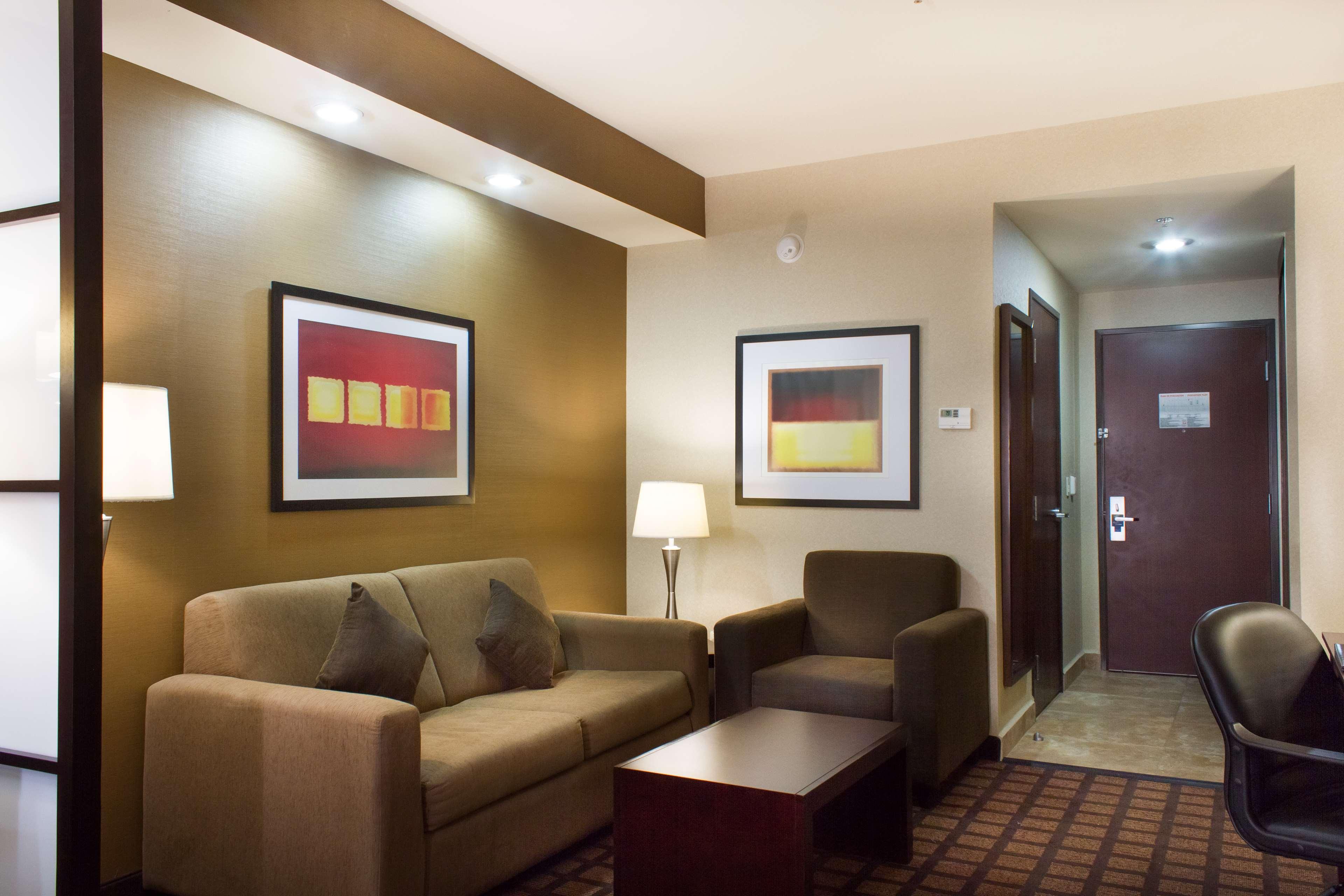Western Premier Aeropuerto 5*