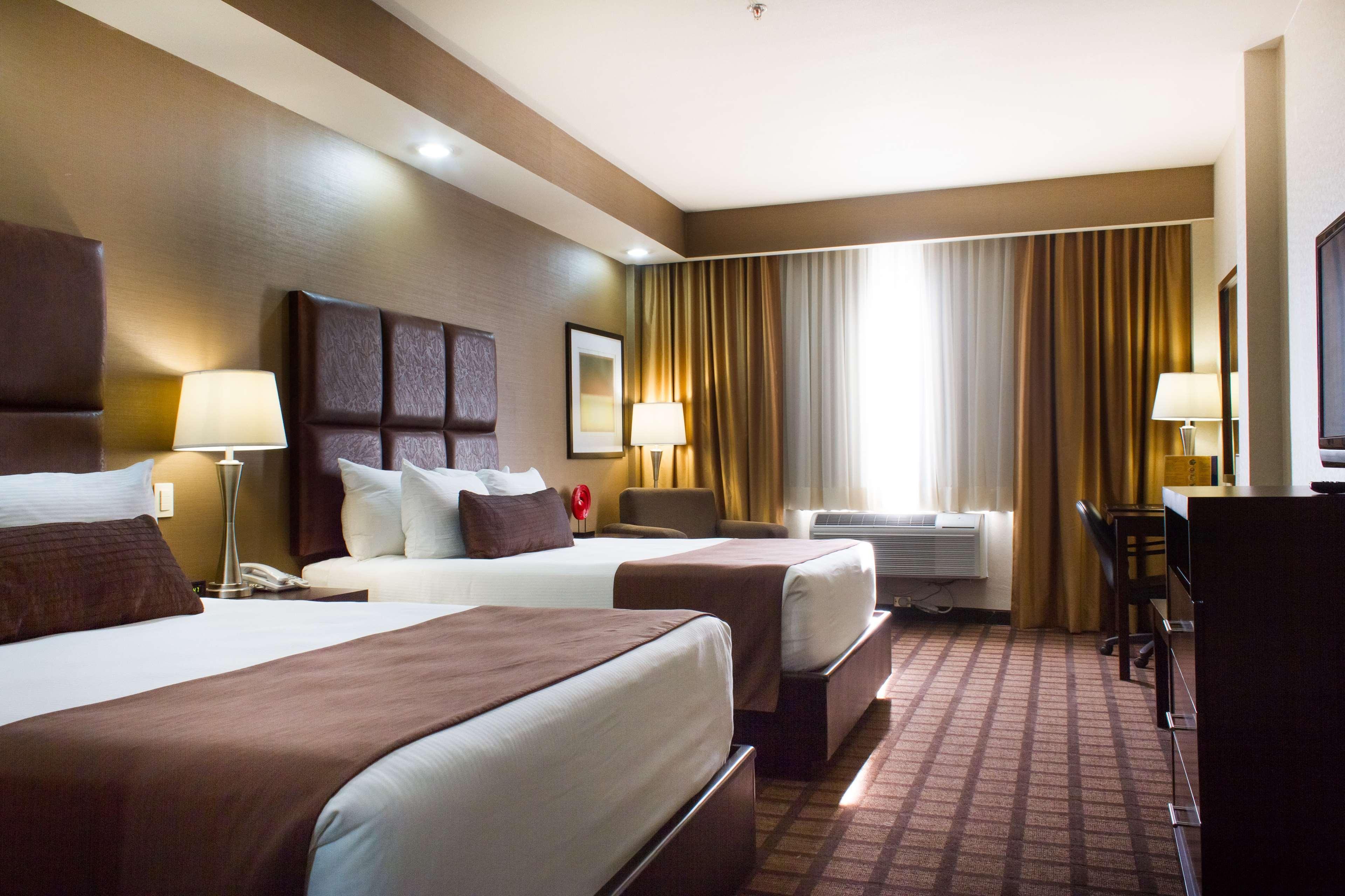 Western Premier Aeropuerto Hotel 5*