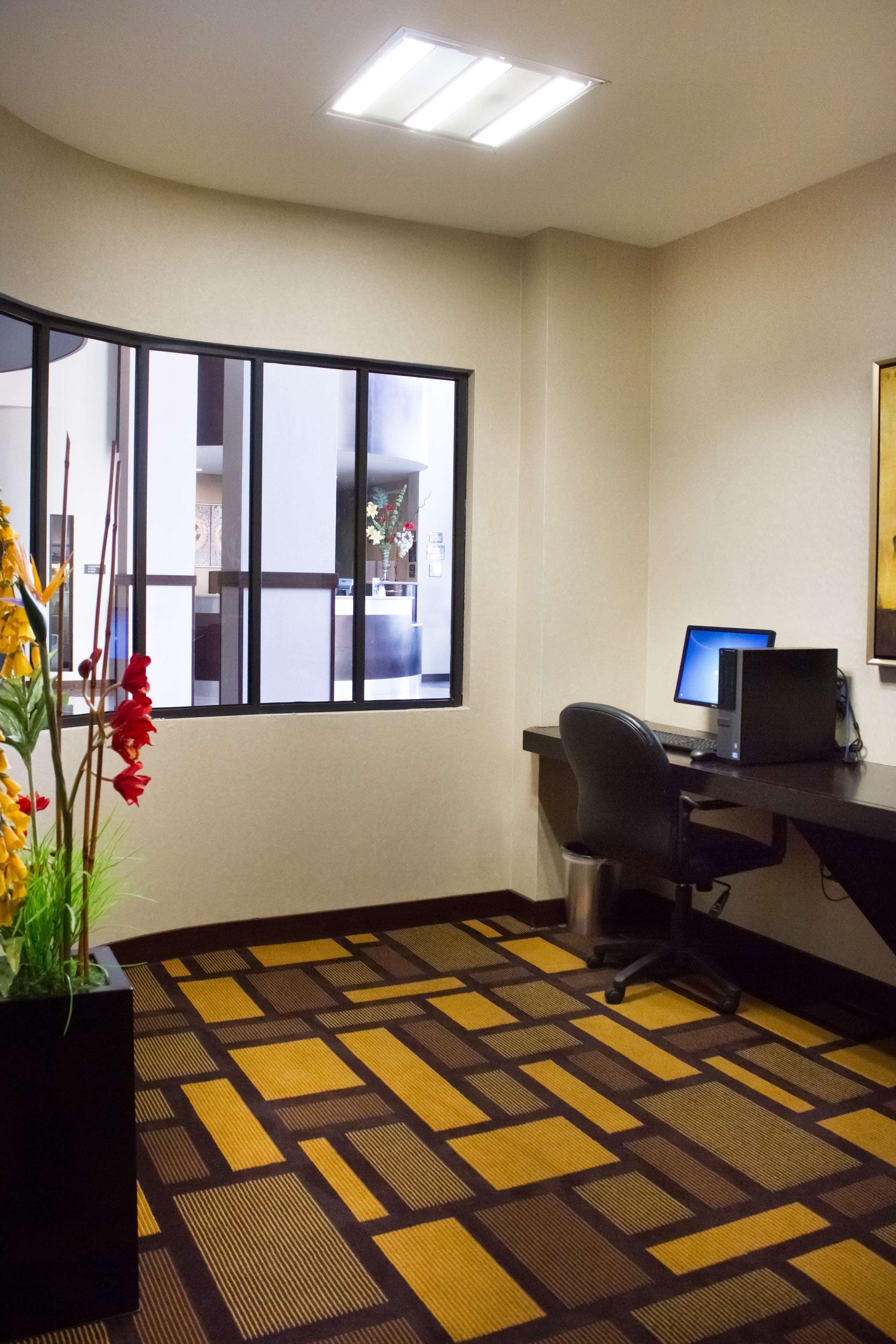 Western Premier Aeropuerto 5*
