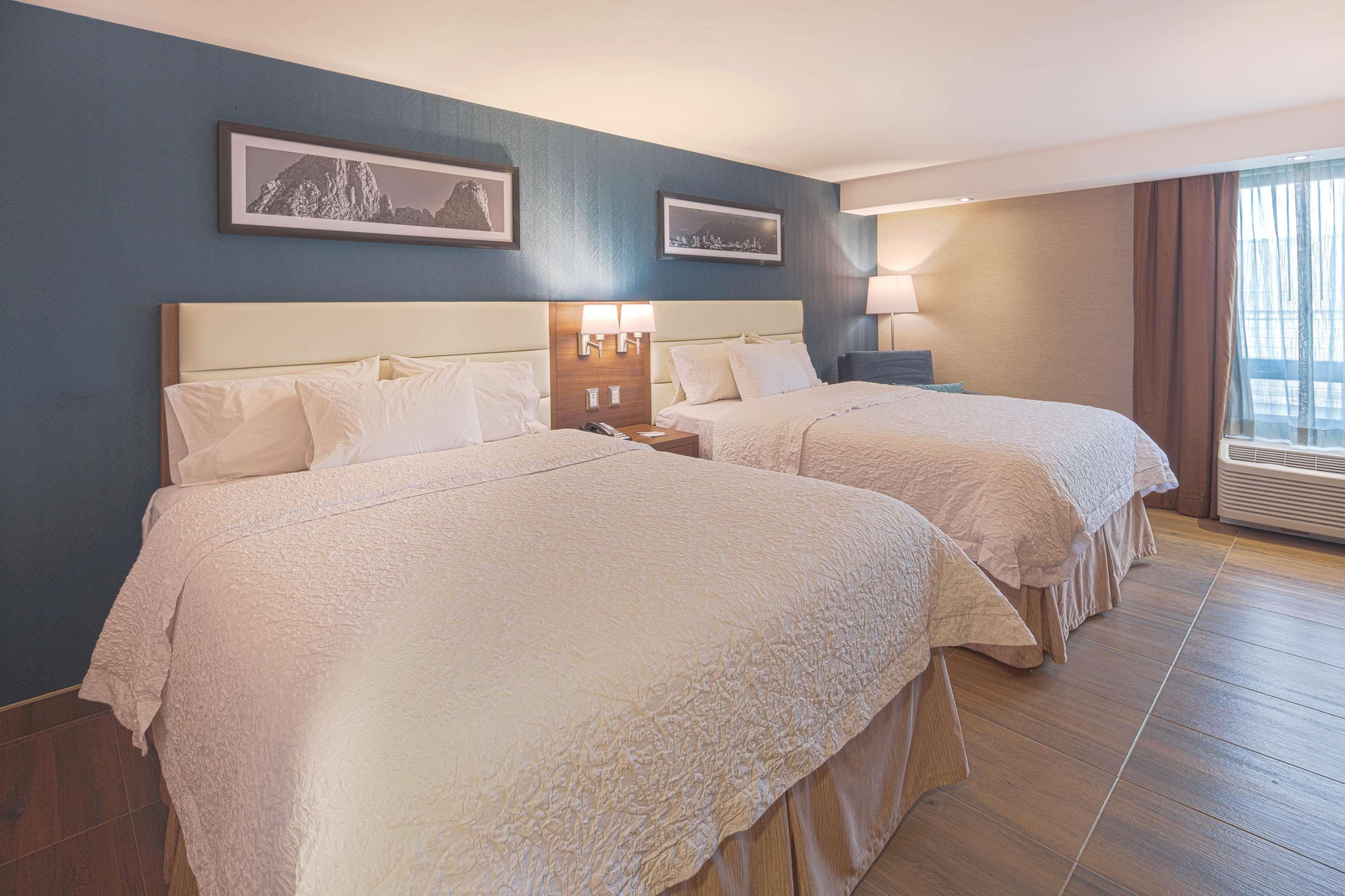 Hampton By Hilton Galerías Hotel 4*