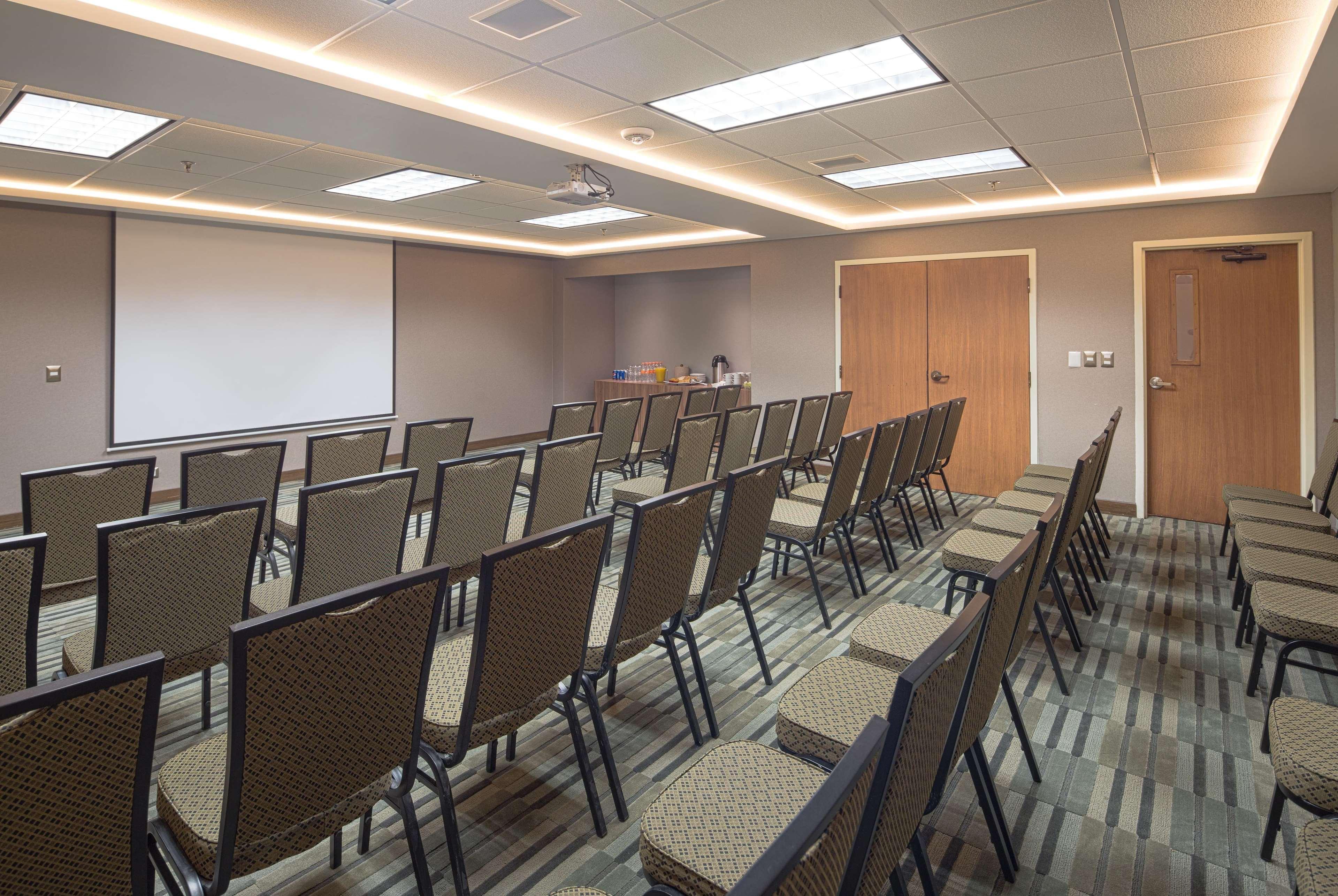 Hotel Hampton By Hilton Galerías Monterrey