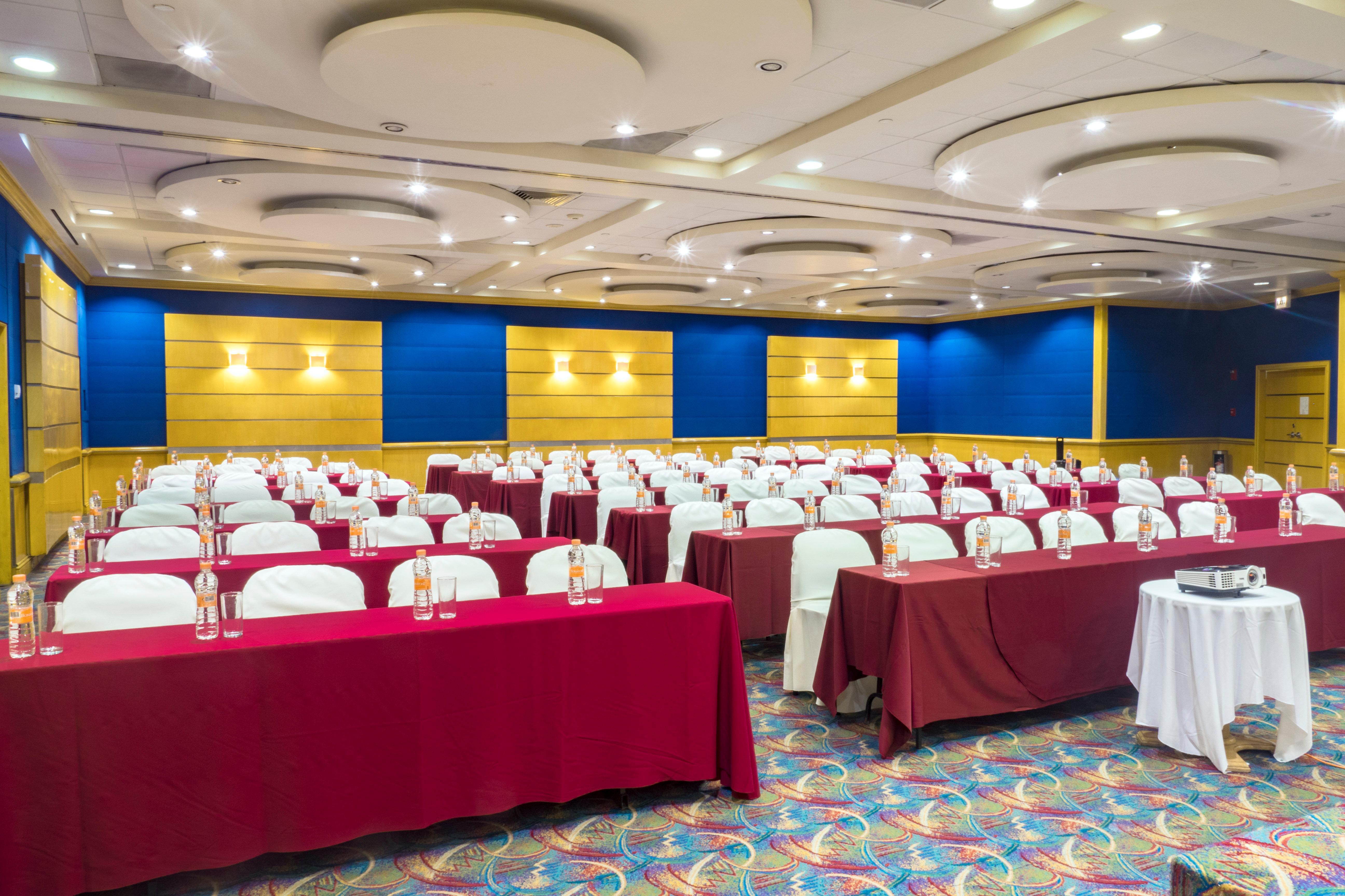 Hotel Monterrey-parque Fundidora, An Ihg Monterrey