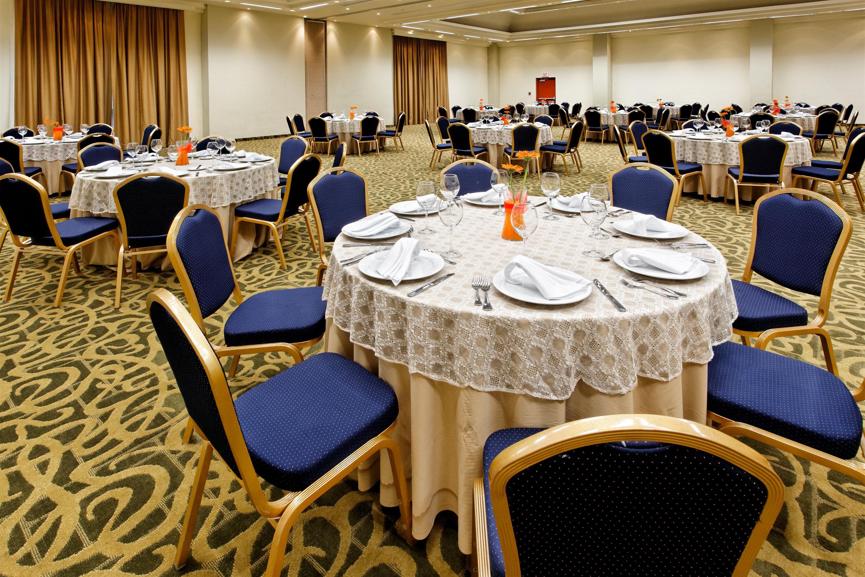 Hotel Crowne Plaza Aeropuerto, An Ihg 5*