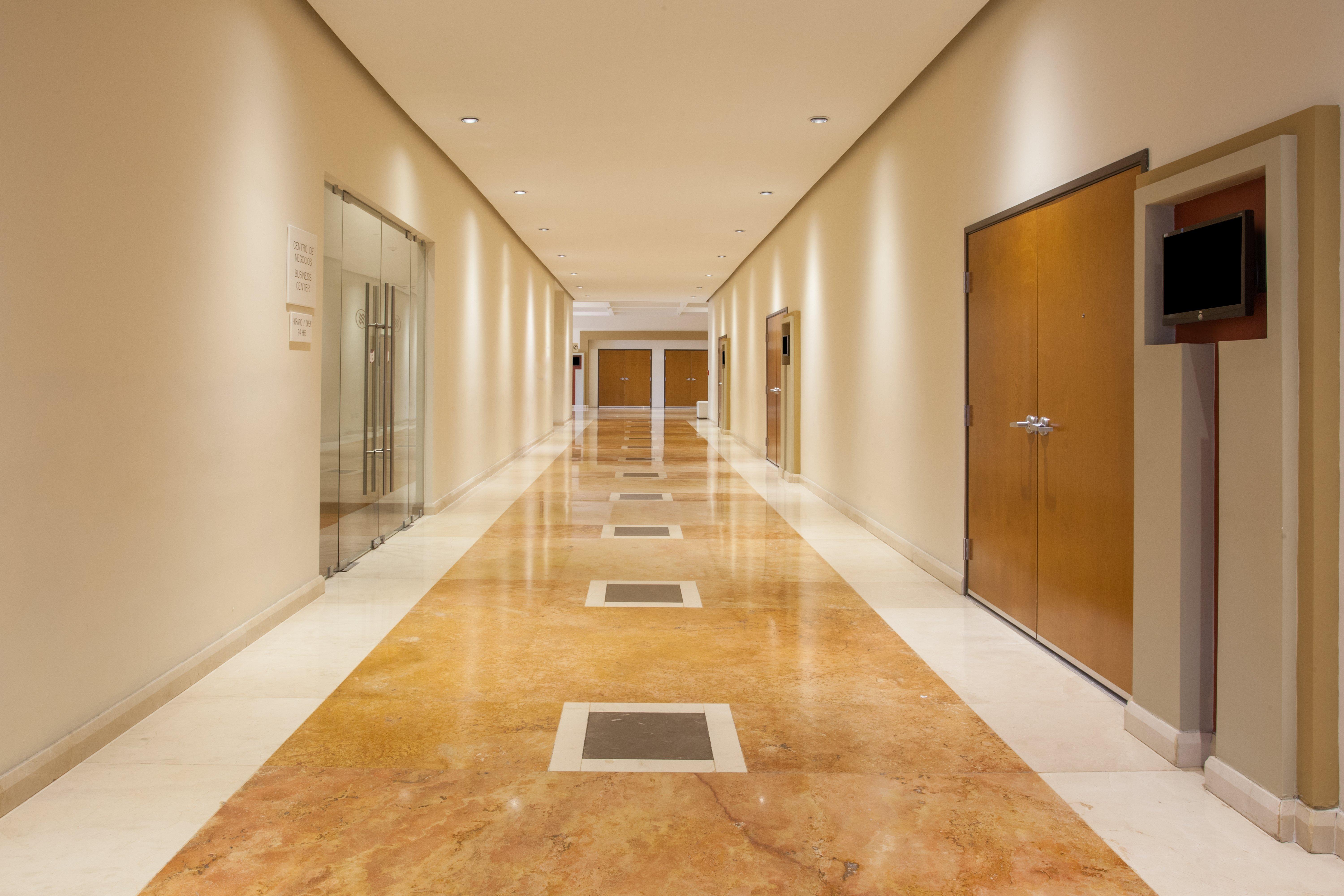 Crowne Plaza Aeropuerto, An Ihg