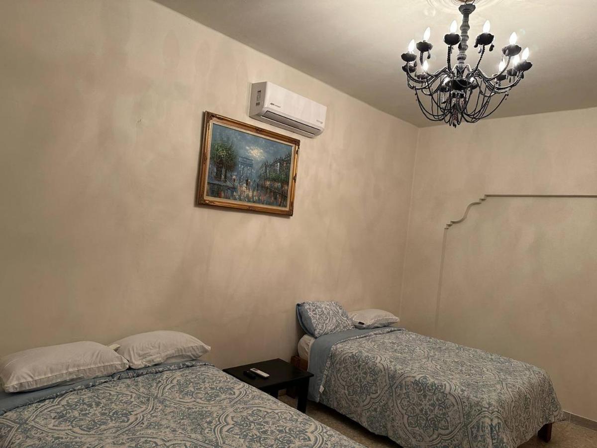 Hostel My Family In -
