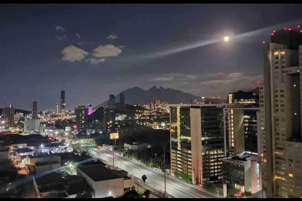 Noa's Hermoso Penthouse San Pedro Mty . Apartment Monterrey