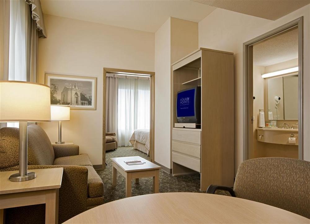 Four Points By Sheraton Galerias Hotel Monterrey