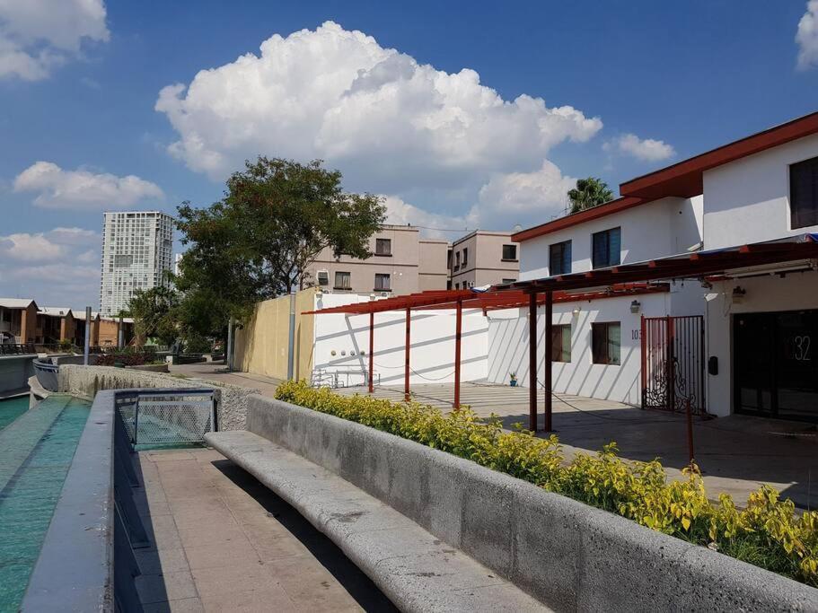 Hermoso Departamento En Paseo Santa Lucia * Monterrey