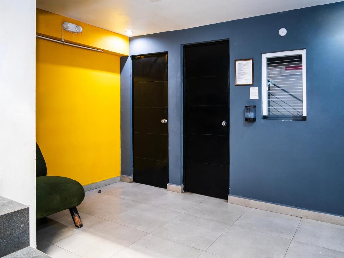 Adhoc Express Hotel