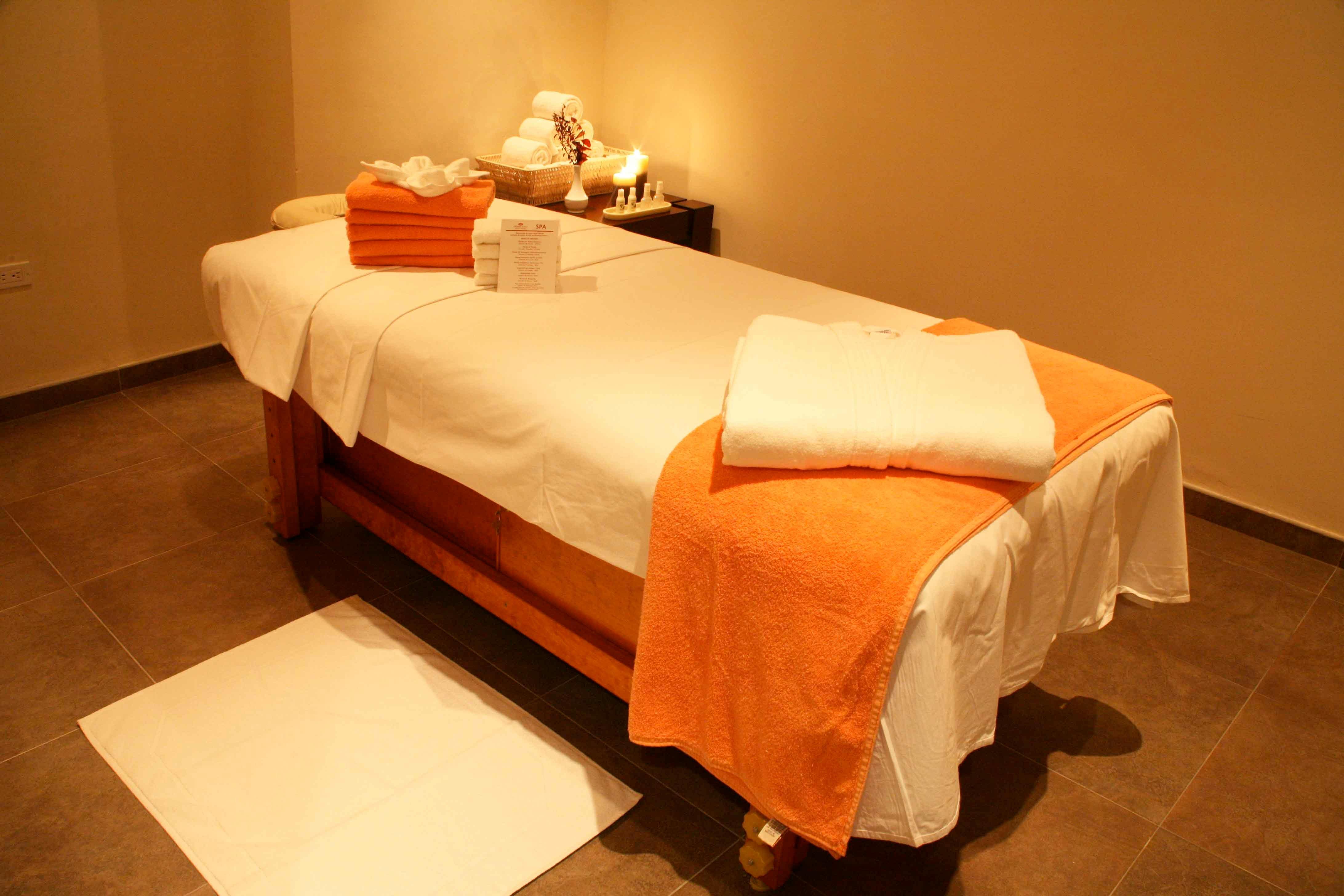 Crowne Plaza Aeropuerto, An Ihg