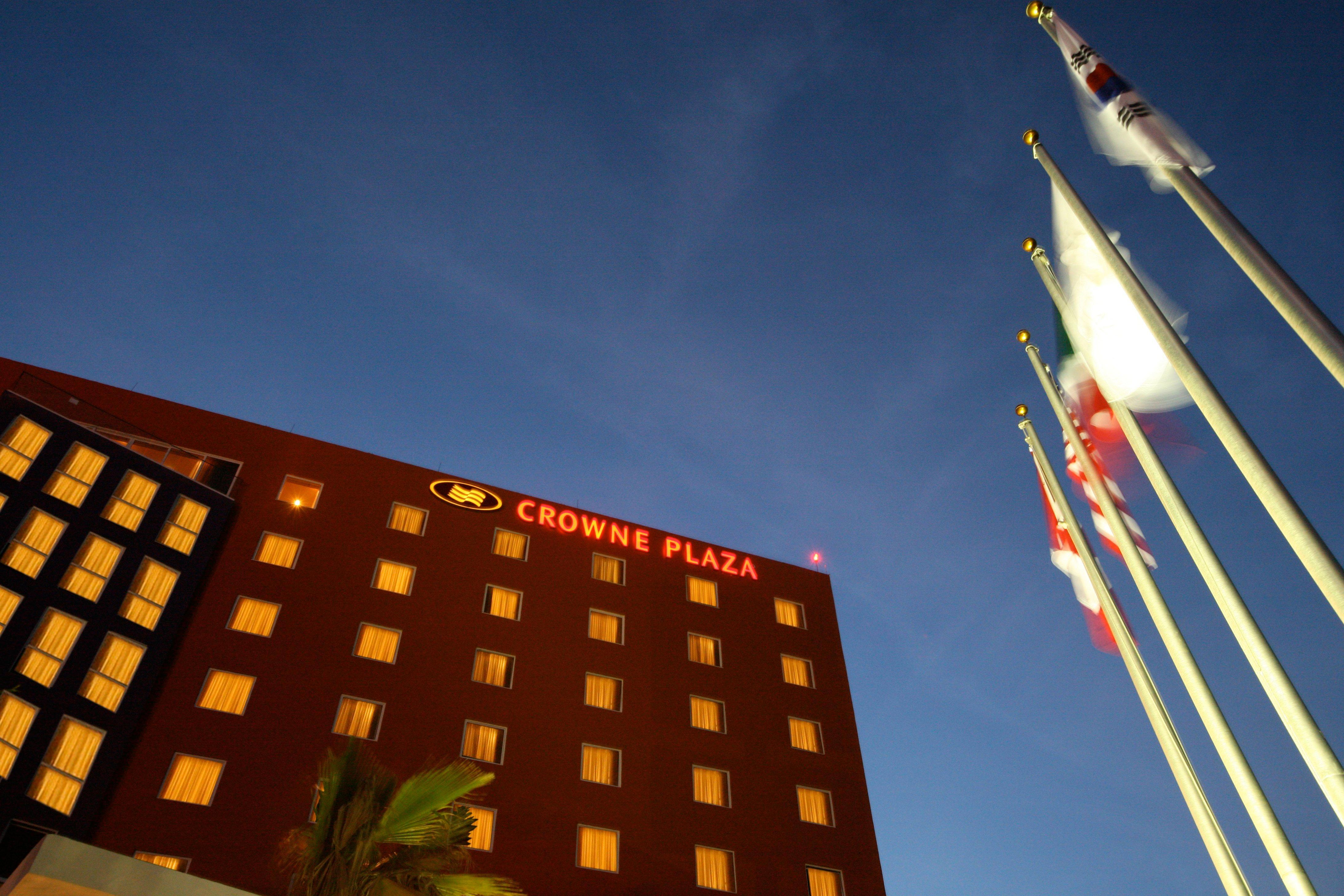 Hotel Crowne Plaza Aeropuerto, An Ihg 5*
