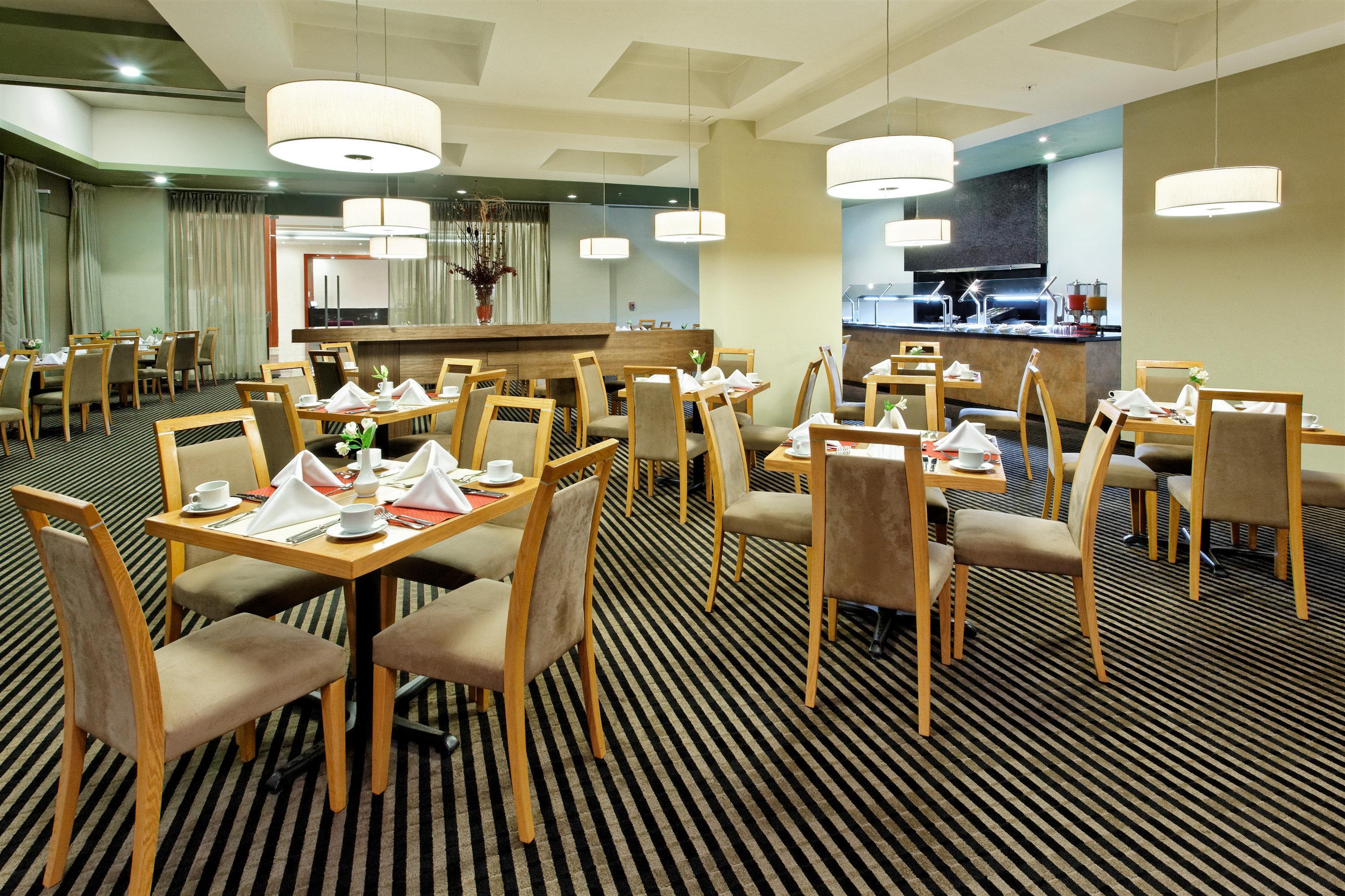 Hotel Crowne Plaza Aeropuerto, An Ihg