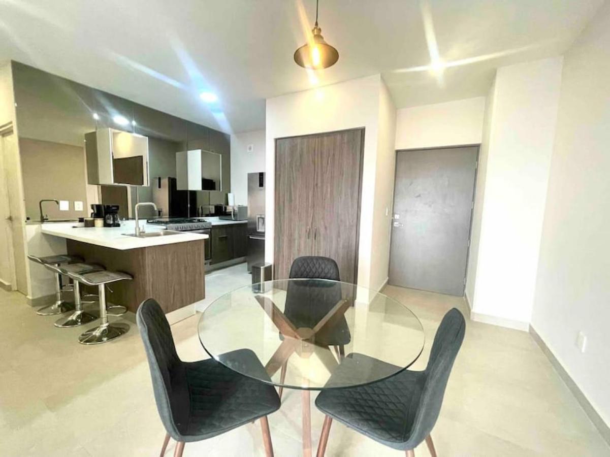 Luxury And Comfort, Parque Fundidora In Front Arena Apartamento
