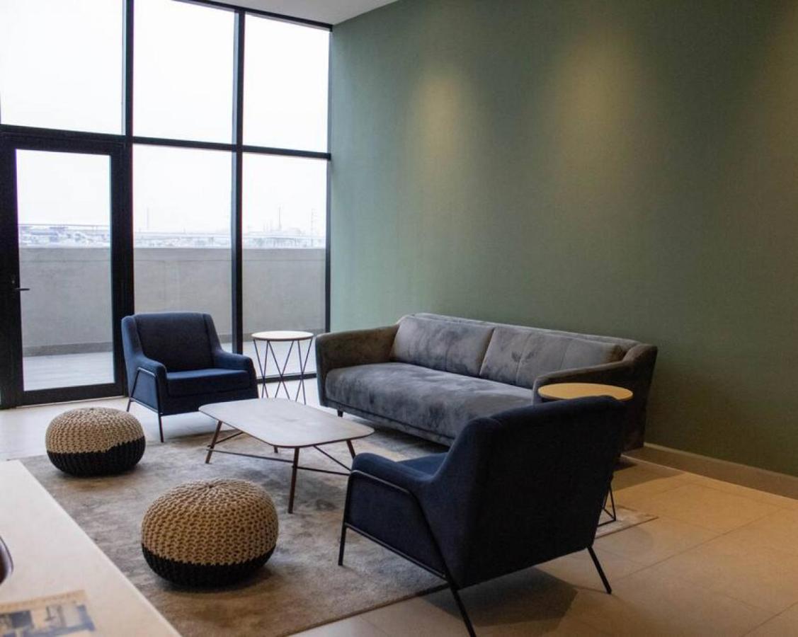 Luxury And Comfort, Parque Fundidora In Front Arena