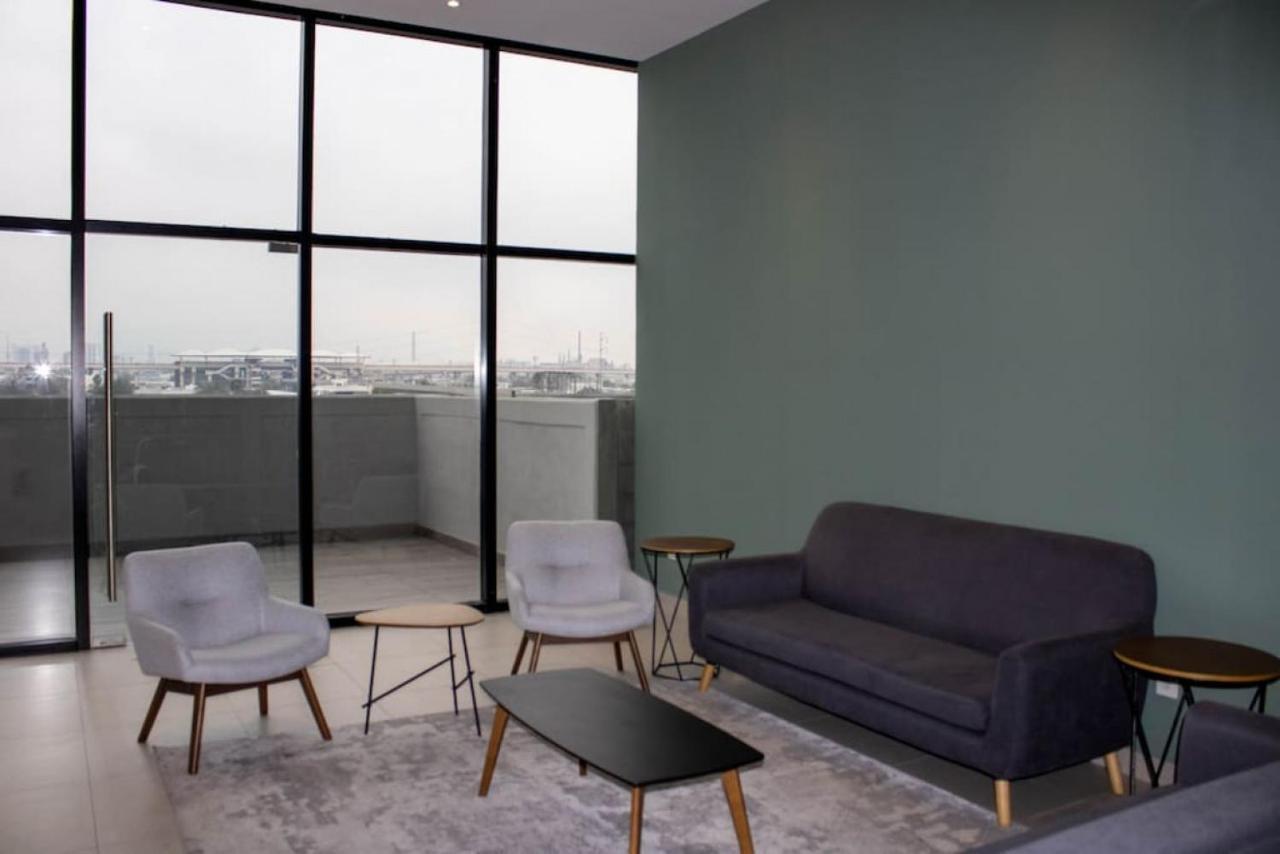Luxury And Comfort, Parque Fundidora In Front Arena