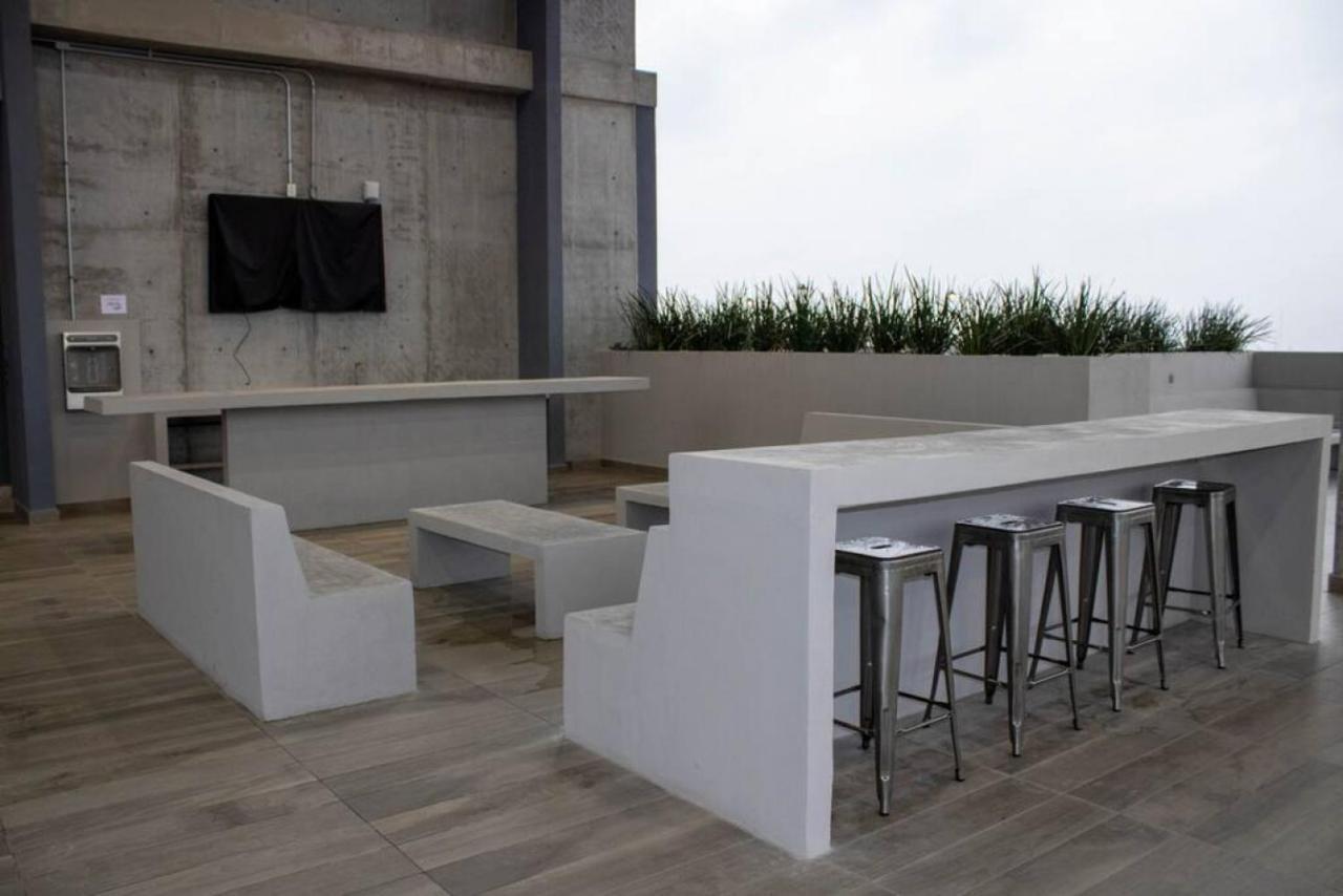 Luxury And Comfort, Parque Fundidora In Front Arena