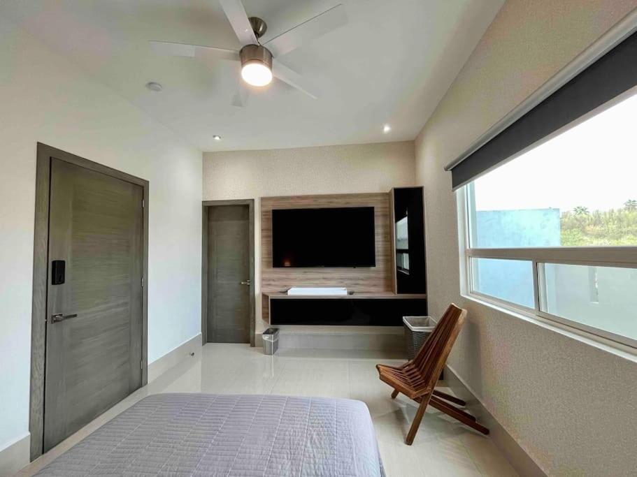 Amplia Casa De 5 Habitaciones, Estilo, Confort Y Diseno Unico Garantizados Monterrey