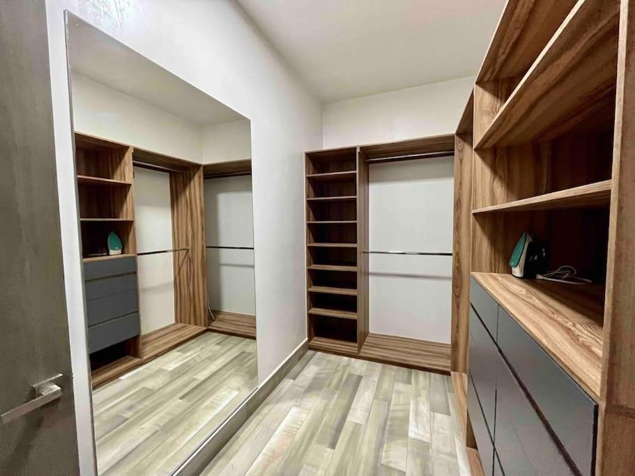 Amplia Casa De 5 Habitaciones, Estilo, Confort Y Diseno Unico Garantizados Monterrey