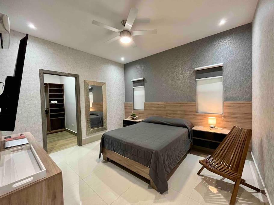 Сasa de vacaciones Amplia Casa De 5 Habitaciones, Estilo, Confort Y Diseno Unico Garantizados Monterrey