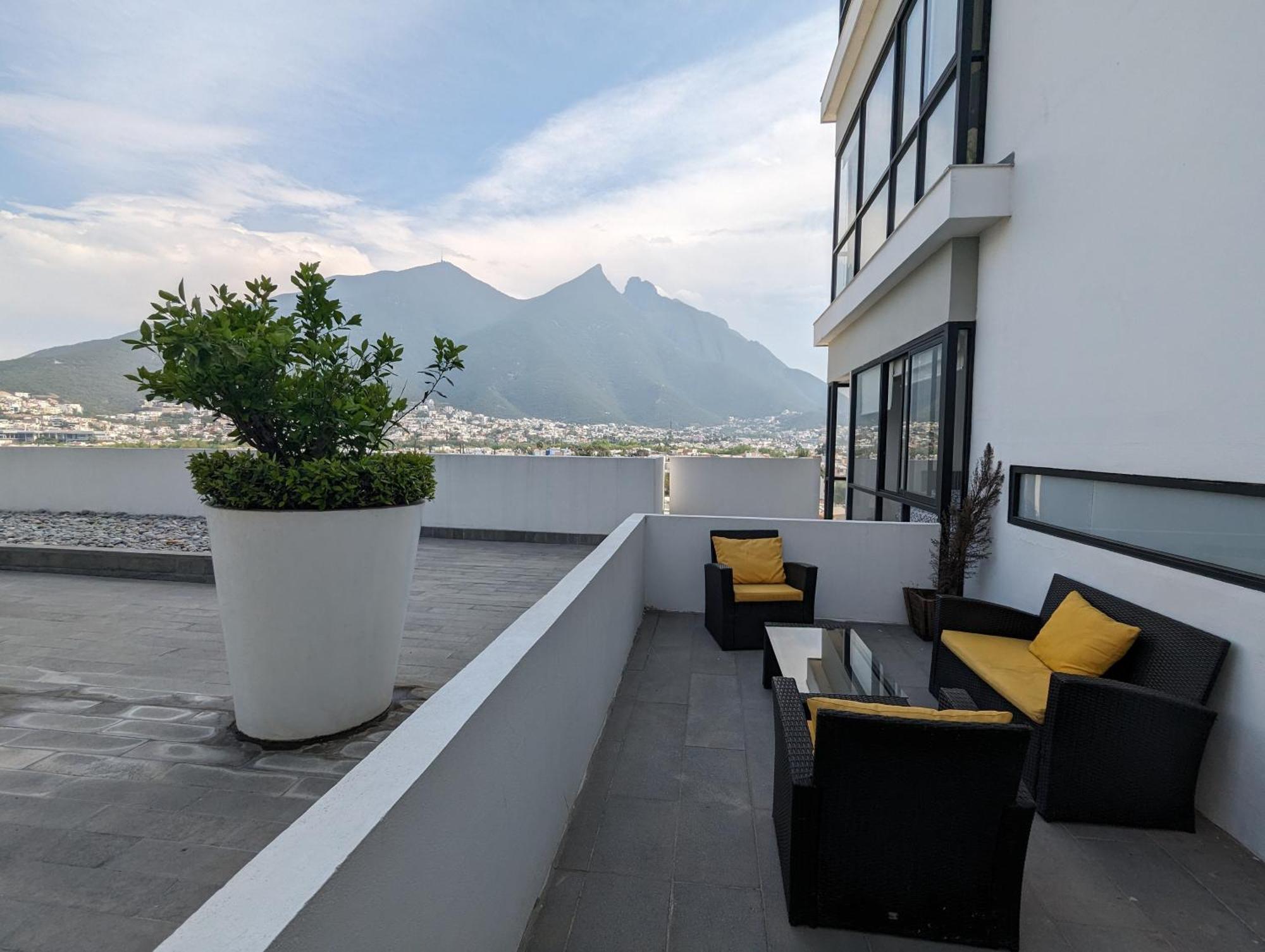 Apartamento Moderno Ubicacion Vistas Seguridad Y Estilo