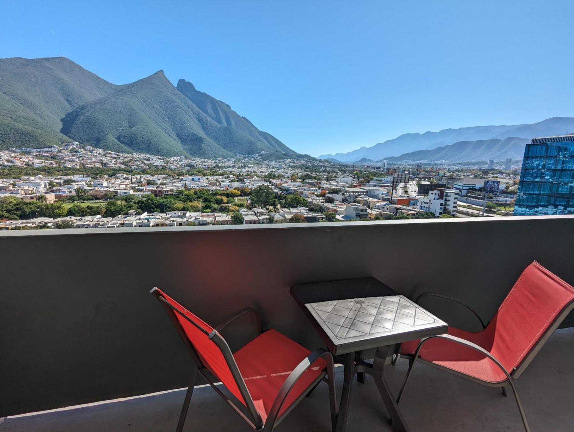 Moderno Ubicacion Vistas Seguridad Y Estilo