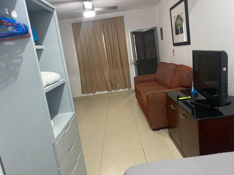 Apartamento Loft Hermoso Con Estacionamiento Gratuito Monterrey