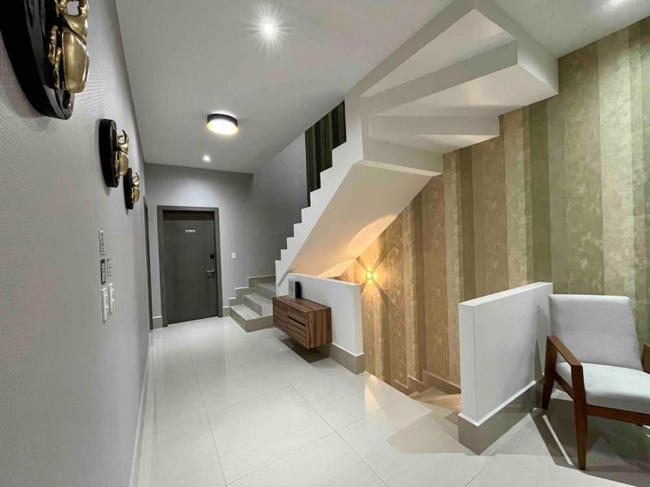 Сasa de vacaciones Amplia Casa De 5 Habitaciones, Estilo, Confort Y Diseno Unico Garantizados *
