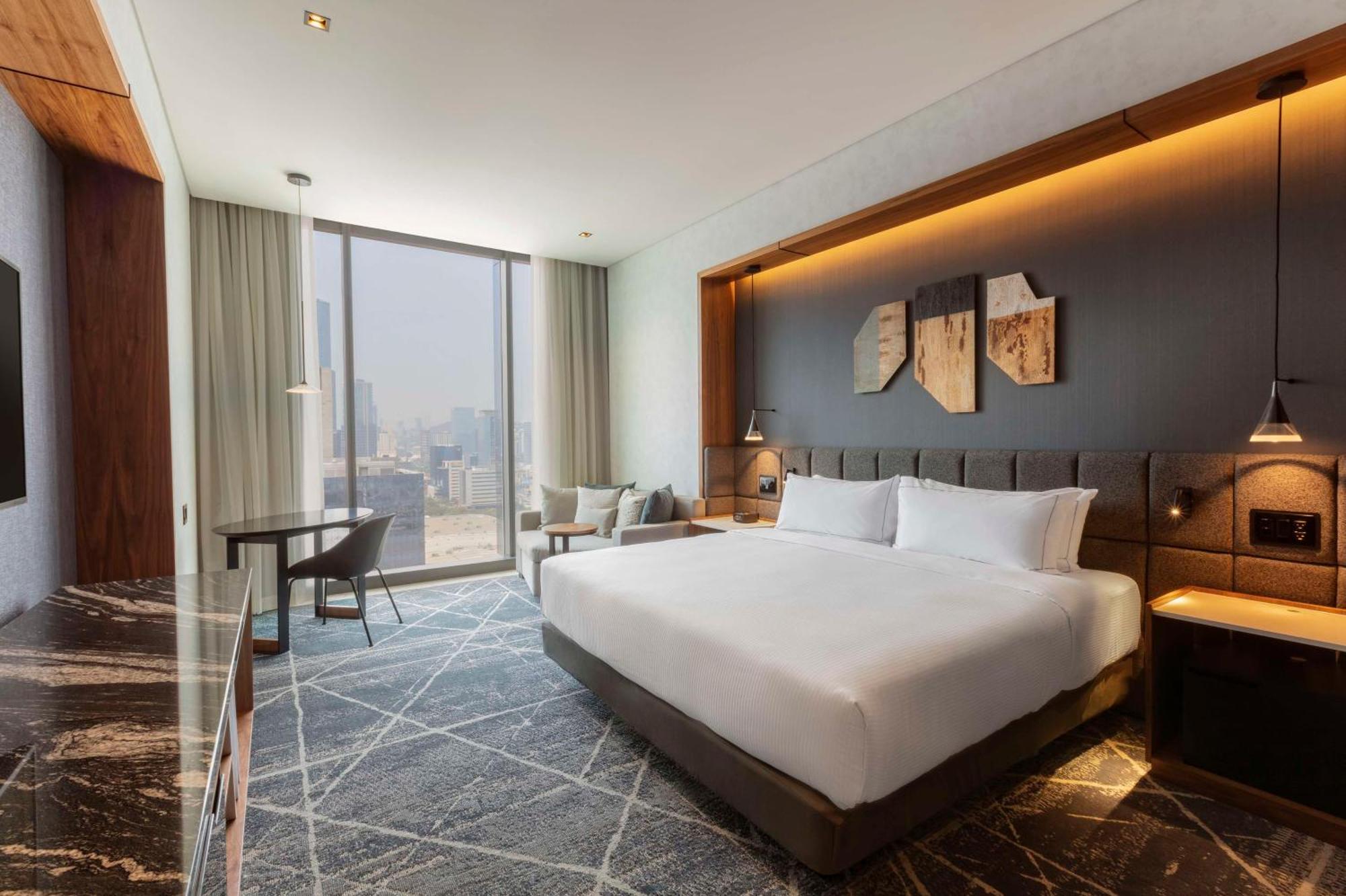 Hilton Valle 5* Monterrey