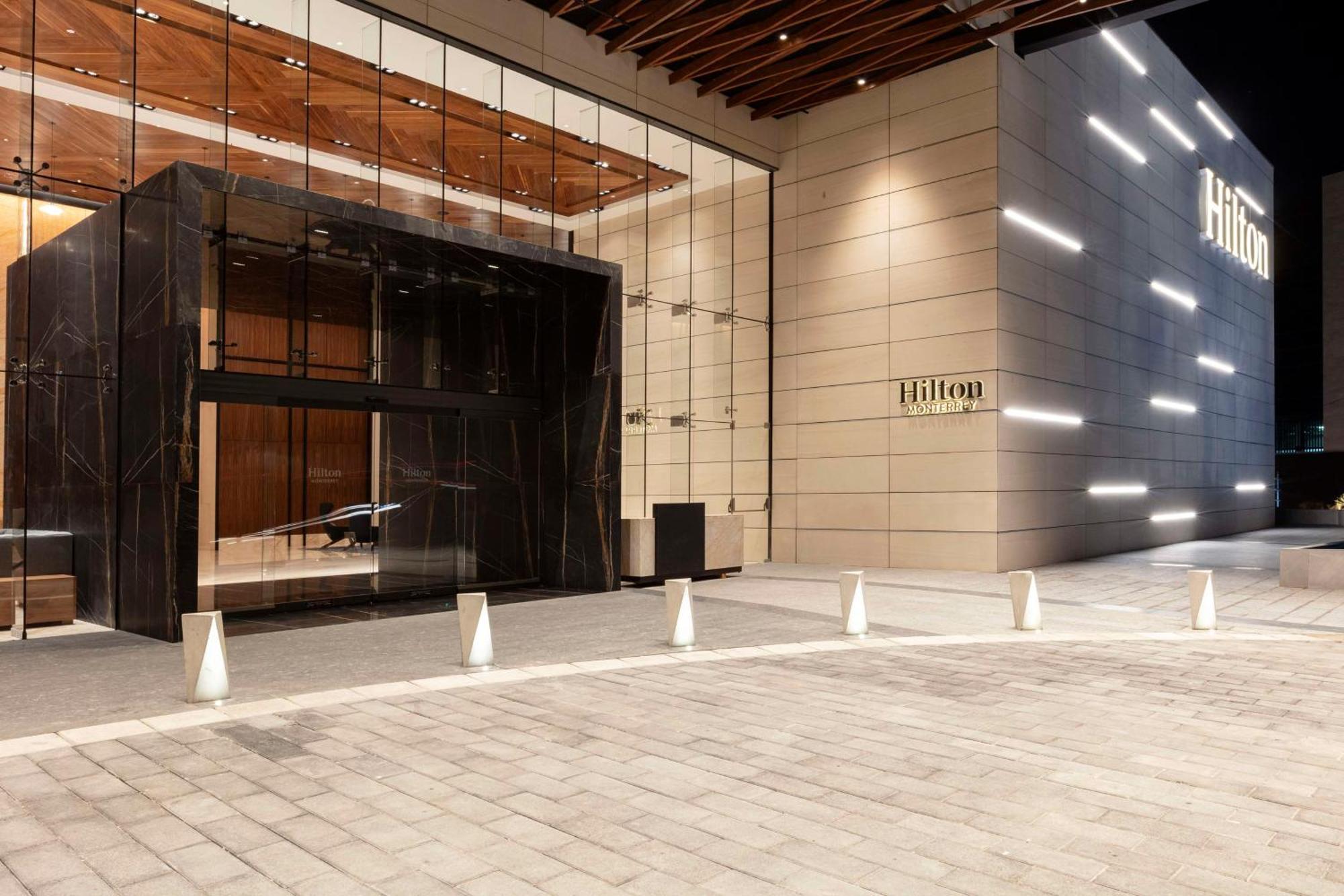 Hilton Valle 5* Monterrey