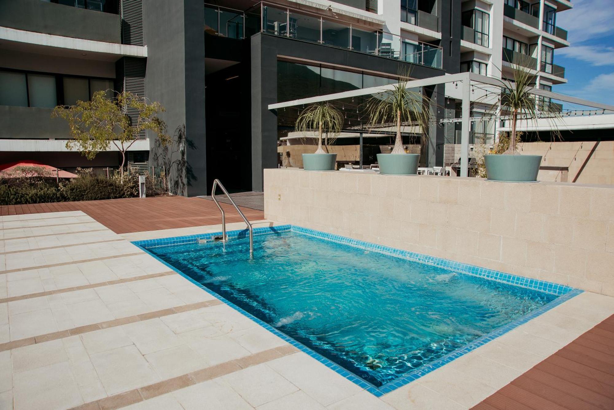 Moderno Ubicacion Vistas Seguridad Y Estilo Apartamento Monterrey