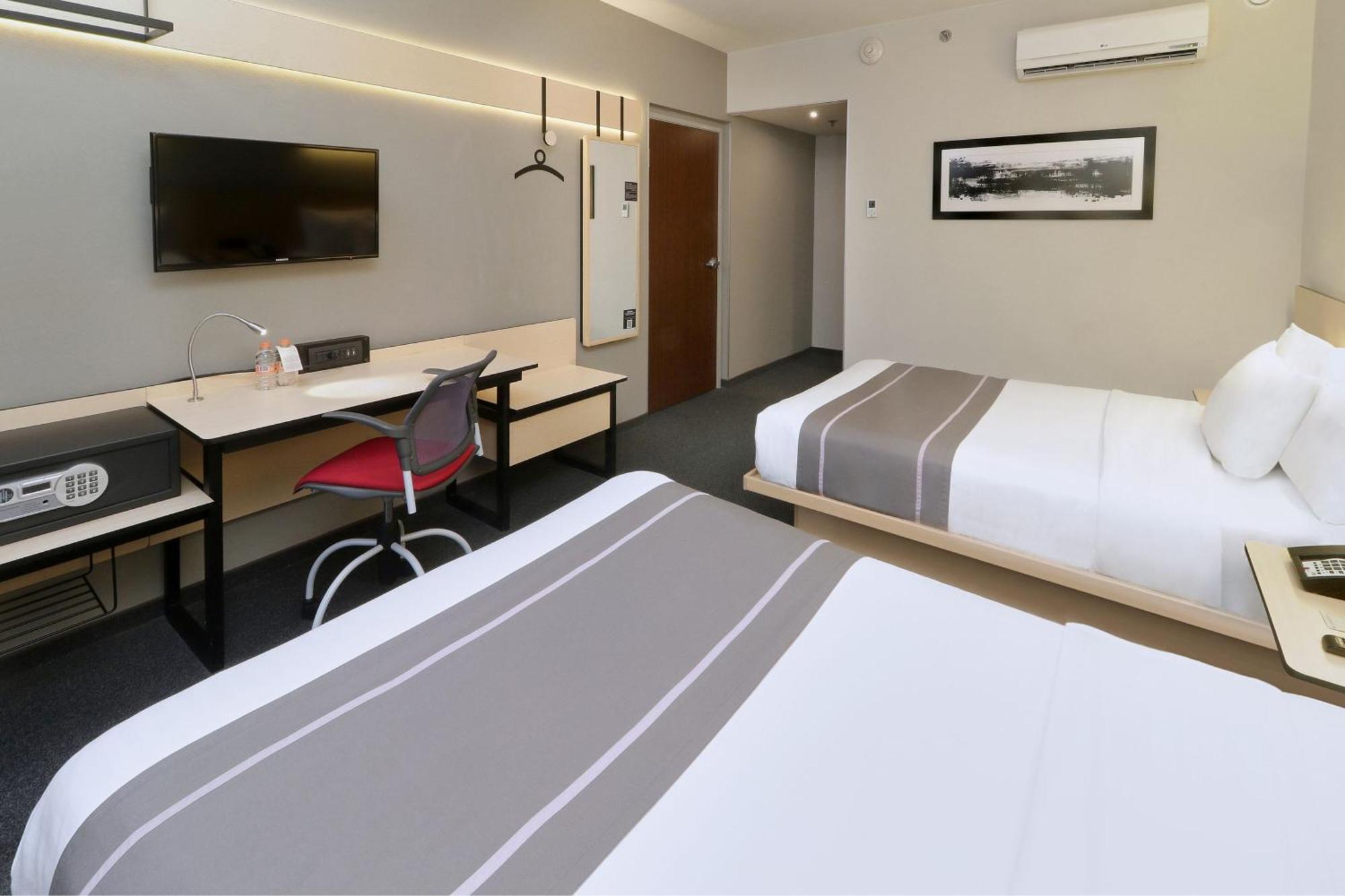 Hotel Express By Marriott Nuevo Sur
