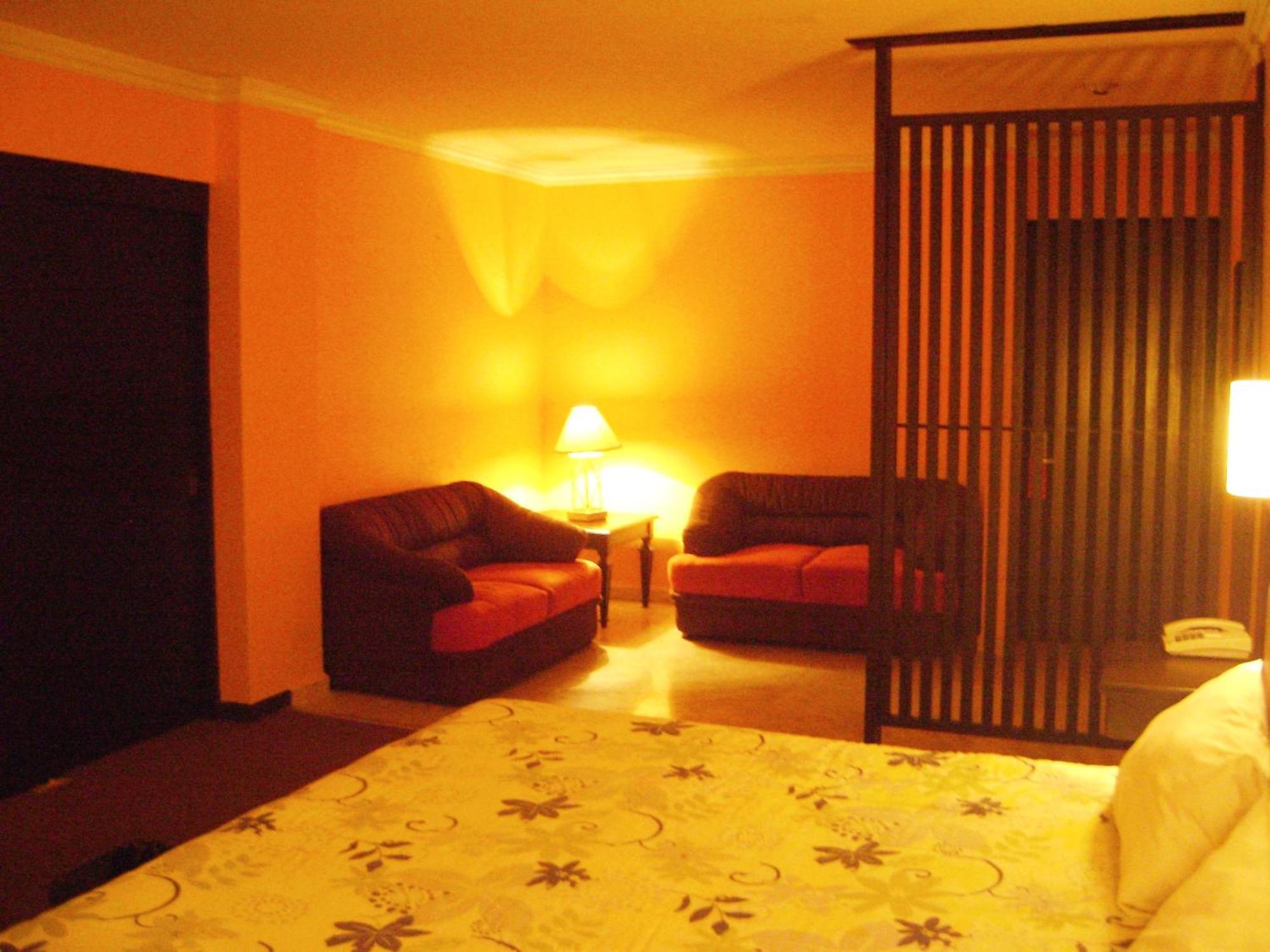 Hotel Le-gar