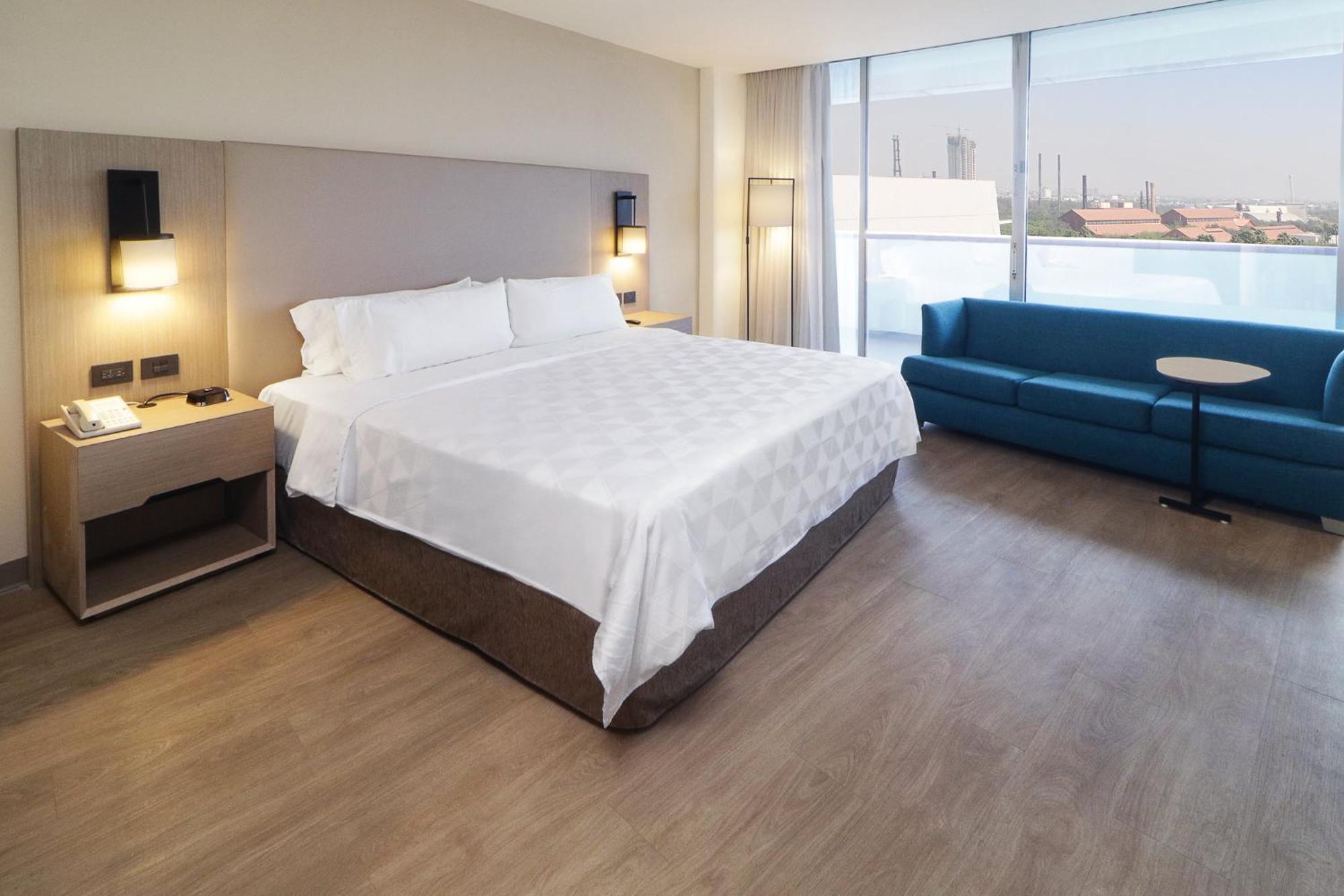 Hotel Monterrey-parque Fundidora, An Ihg 5*