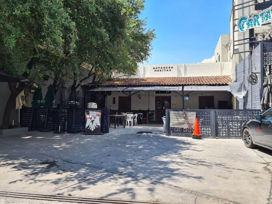 Depto En Barrio Antiguo, Santa Lucia Y Fundidora *
